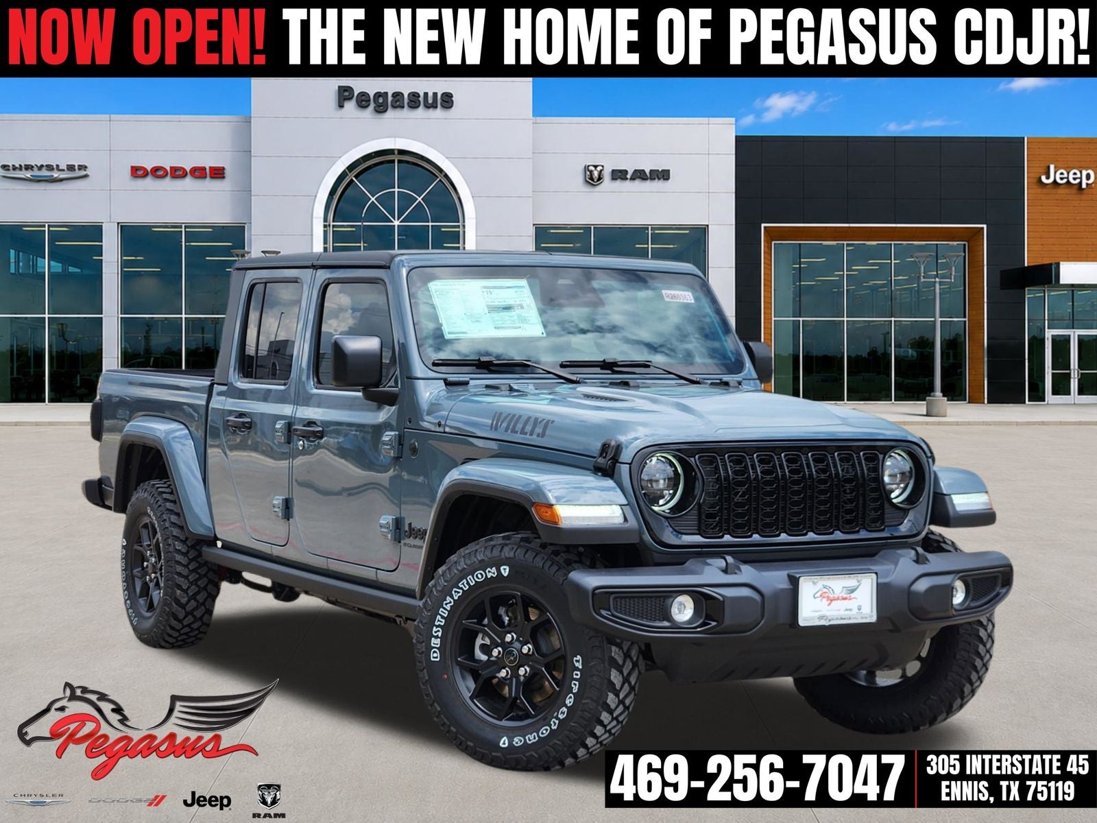 2026 Jeep Gladiator GLADIATOR WILLYS 4X4 in Anvil Clear-Coat Exterior Paint — front three-quarter view