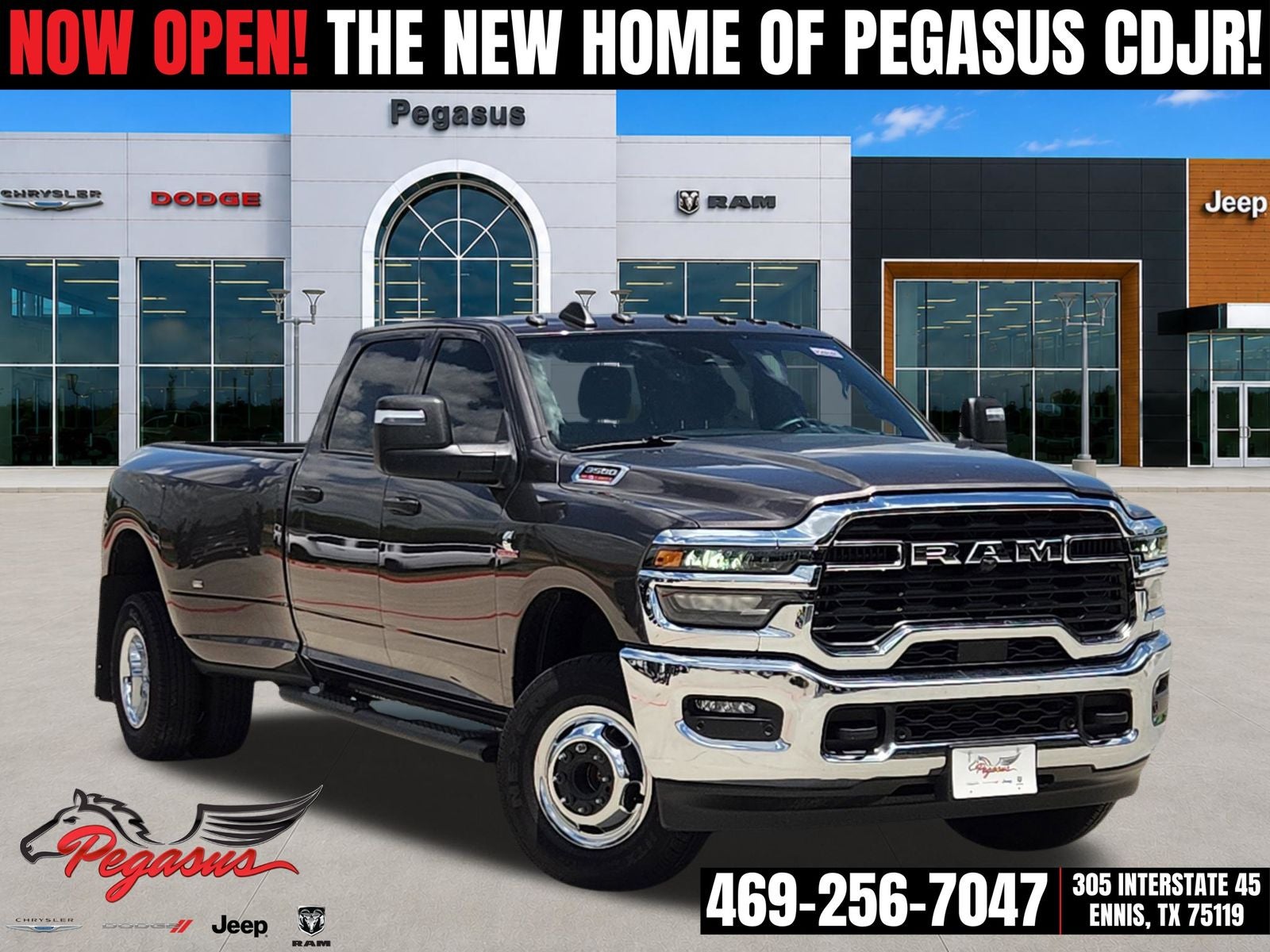 2026 RAM Ram 3500 RAM 3500 TRADESMAN CREW CAB 4X4 8' BOX in Granite Crystal Metallic Clear-Coat Exterior Paint — front three-quarter view
