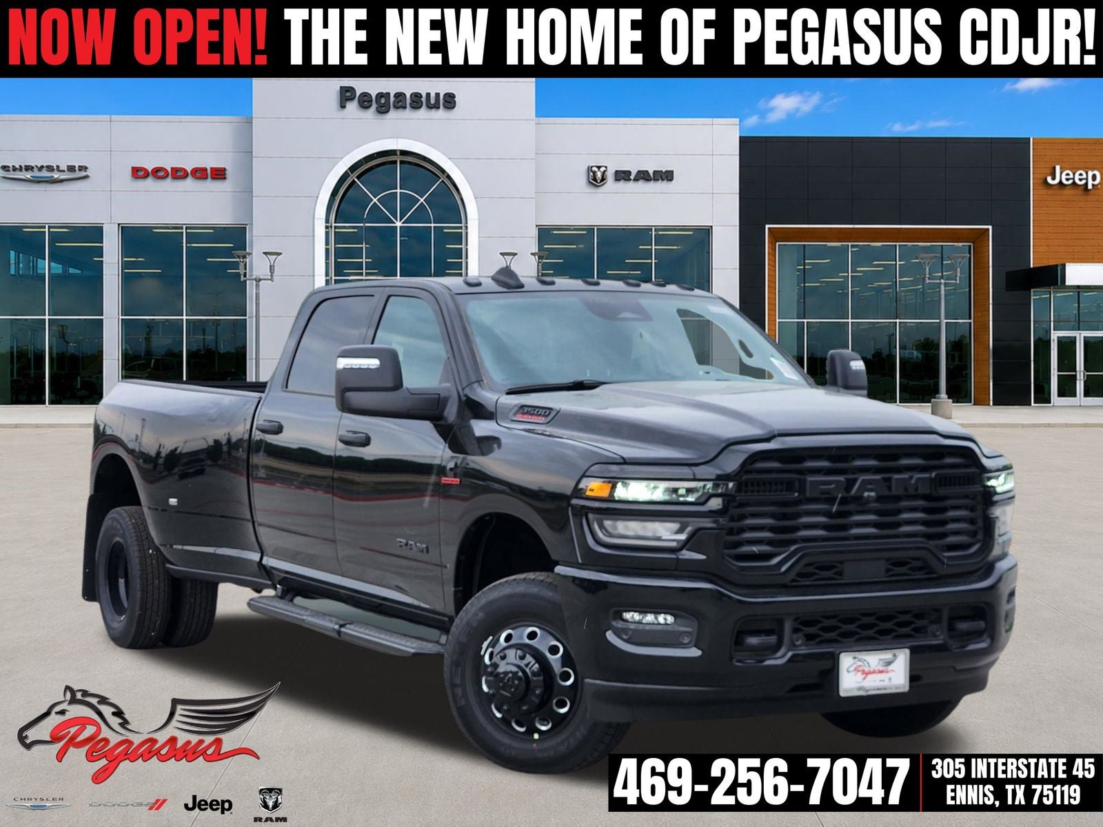 2026 RAM Ram 3500 RAM 3500 LONE STAR CREW CAB 4X4 8' BOX in Diamond Black Crystal Pearl-Coat Exterior Paint — front three-quarter view