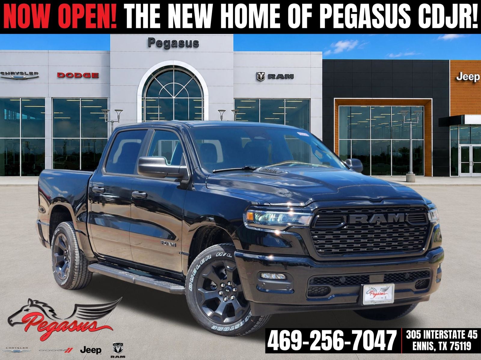 2026 RAM Ram 1500 RAM 1500 EXPRESS CREW CAB 4X4 5'7' BOX in Diamond Black Crystal Pearl-Coat Exterior Paint — front three-quarter view