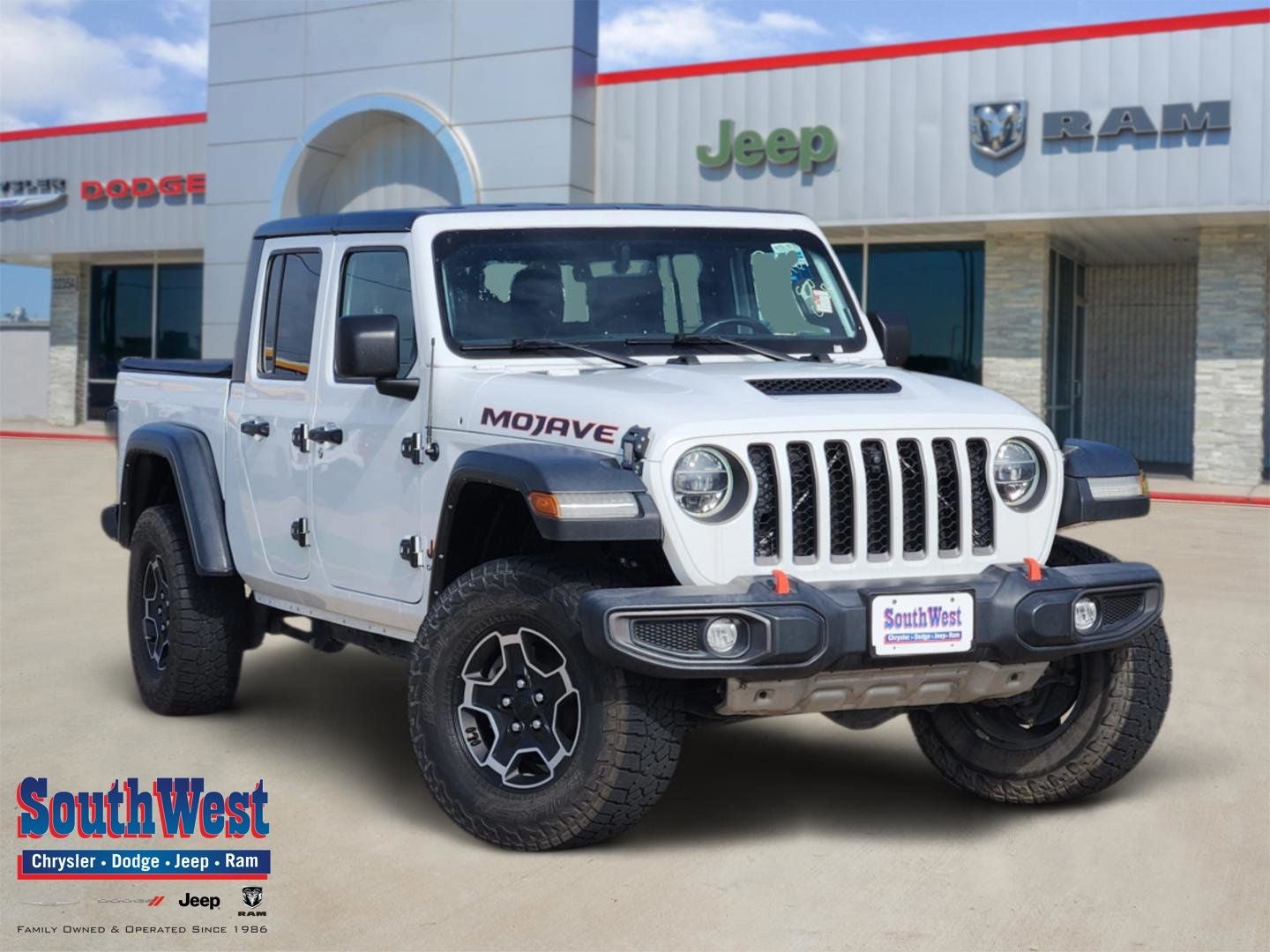 2021 Jeep Gladiator Mojave 4x4 in Bright White Clearcoat — front three-quarter view