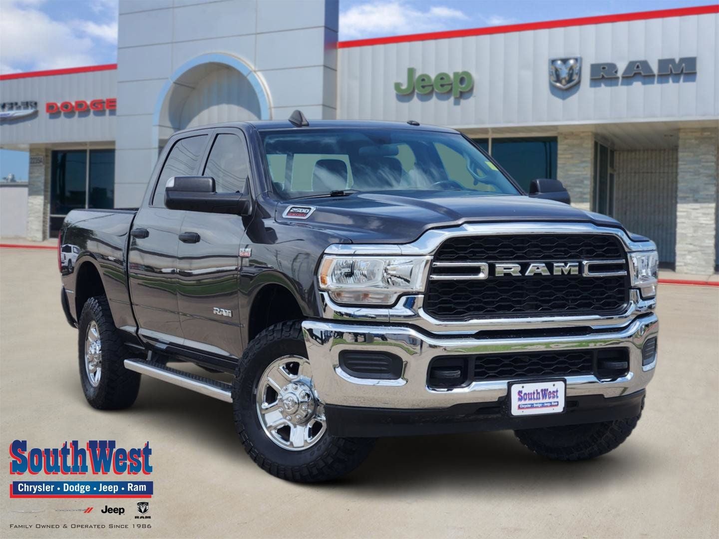 2020 RAM Ram 2500 Tradesman Crew Cab 4x4 6'4' Box in Granite Crystal Metallic Clearcoat — front three-quarter view