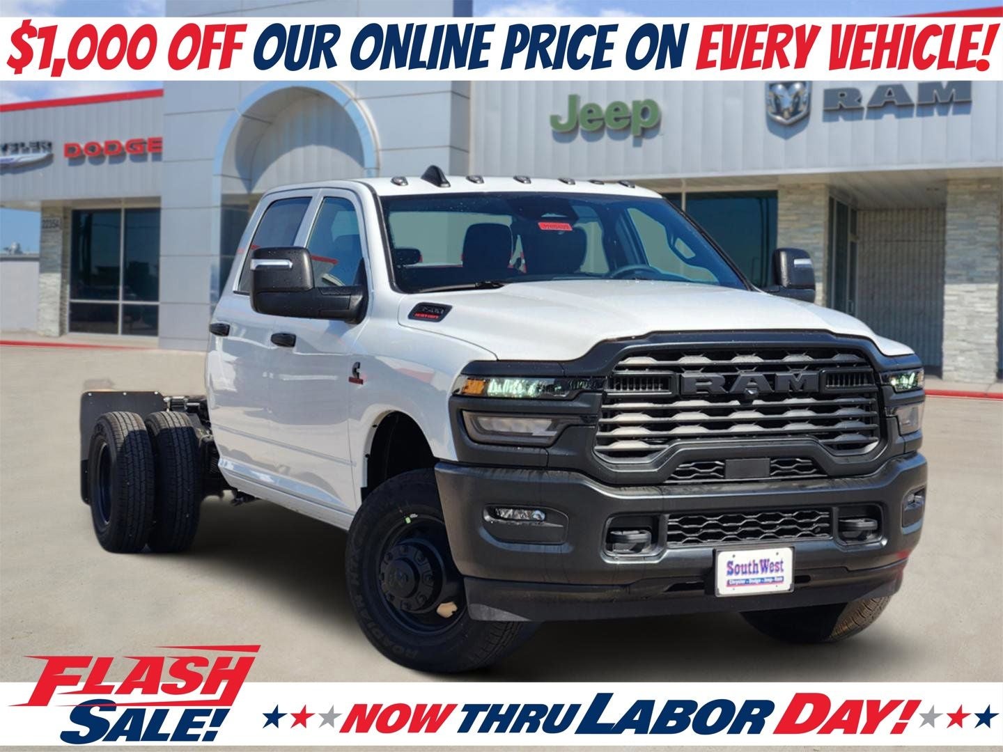 2026 RAM Ram 3500 Chassis Cab RAM 3500 TRADESMAN CREW CAB CHASSIS 4X4 60' CA in Bright White Clear-Coat Exterior Paint — front...