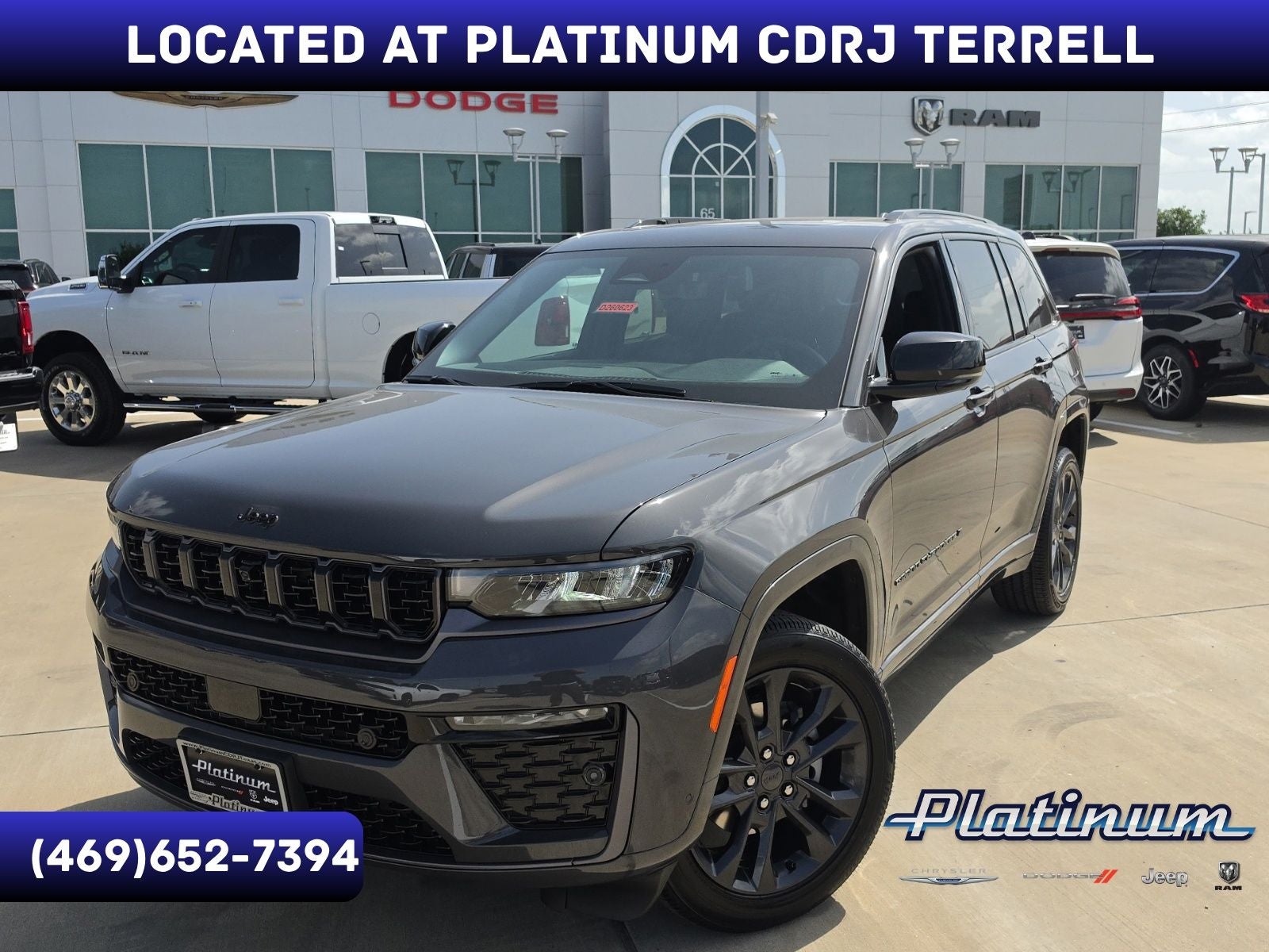 2026 Jeep Grand Cherokee GRAND CHEROKEE LIMITED RESERVE 4X4 in Baltic Gray Metallic Clear-Coat Exterior Paint — front three-quarter view
