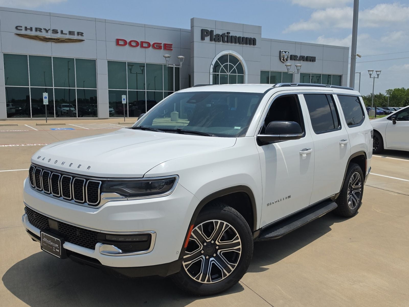 2024 Jeep Wagoneer Series II 4x2 in Bright White Clearcoat — front three-quarter view