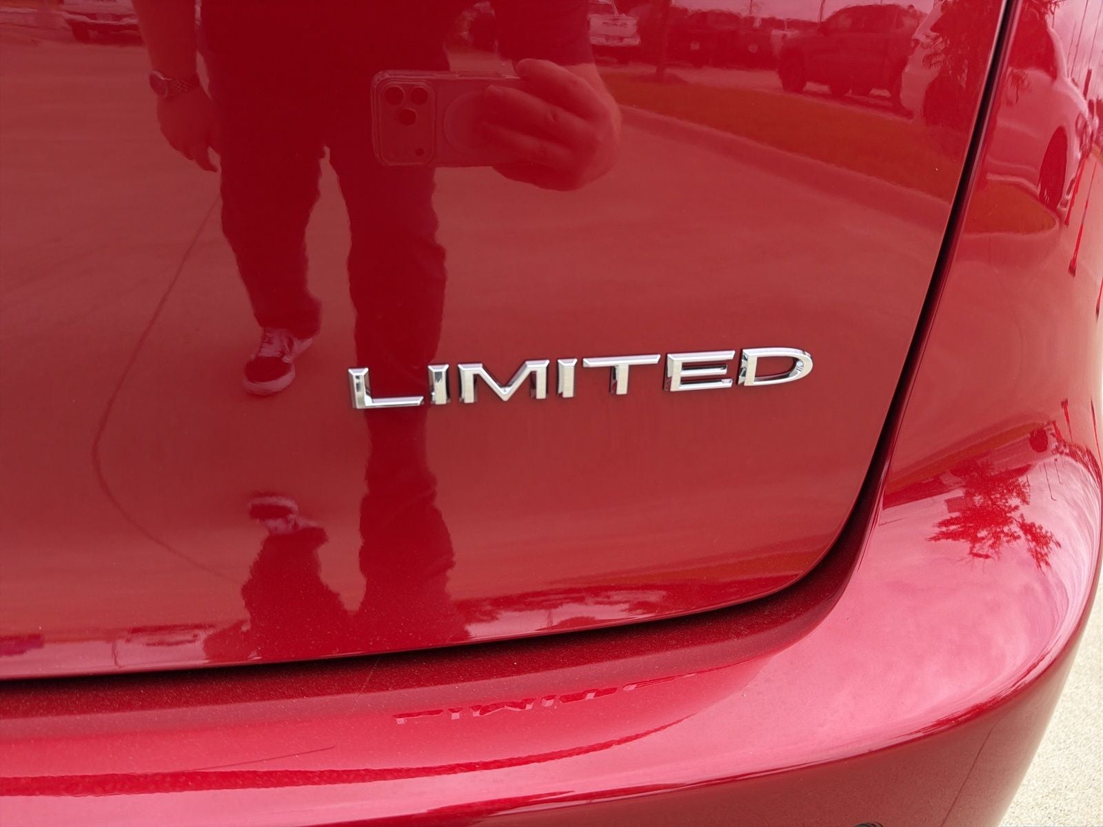2027 Chrysler Pacifica — detail view
