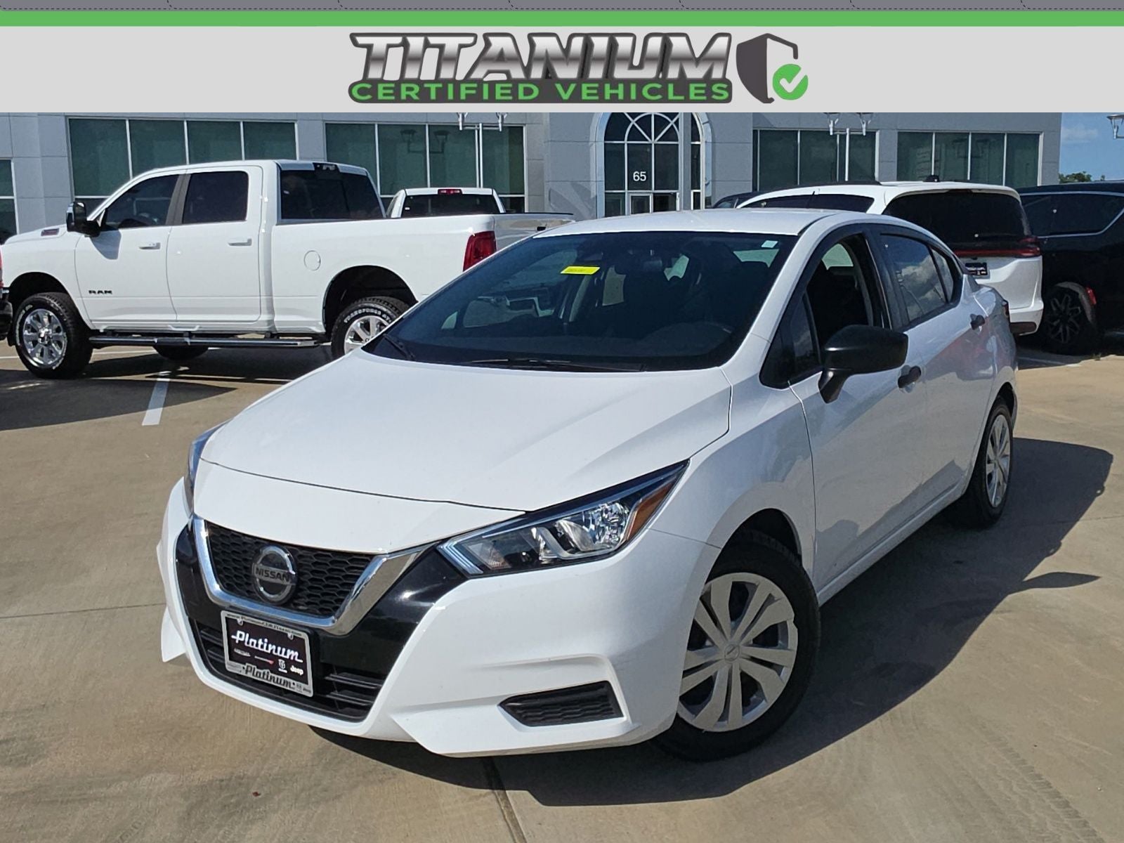 2022 Nissan Versa 1.6 S Xtronic CVT in Fresh Powder — front three-quarter view