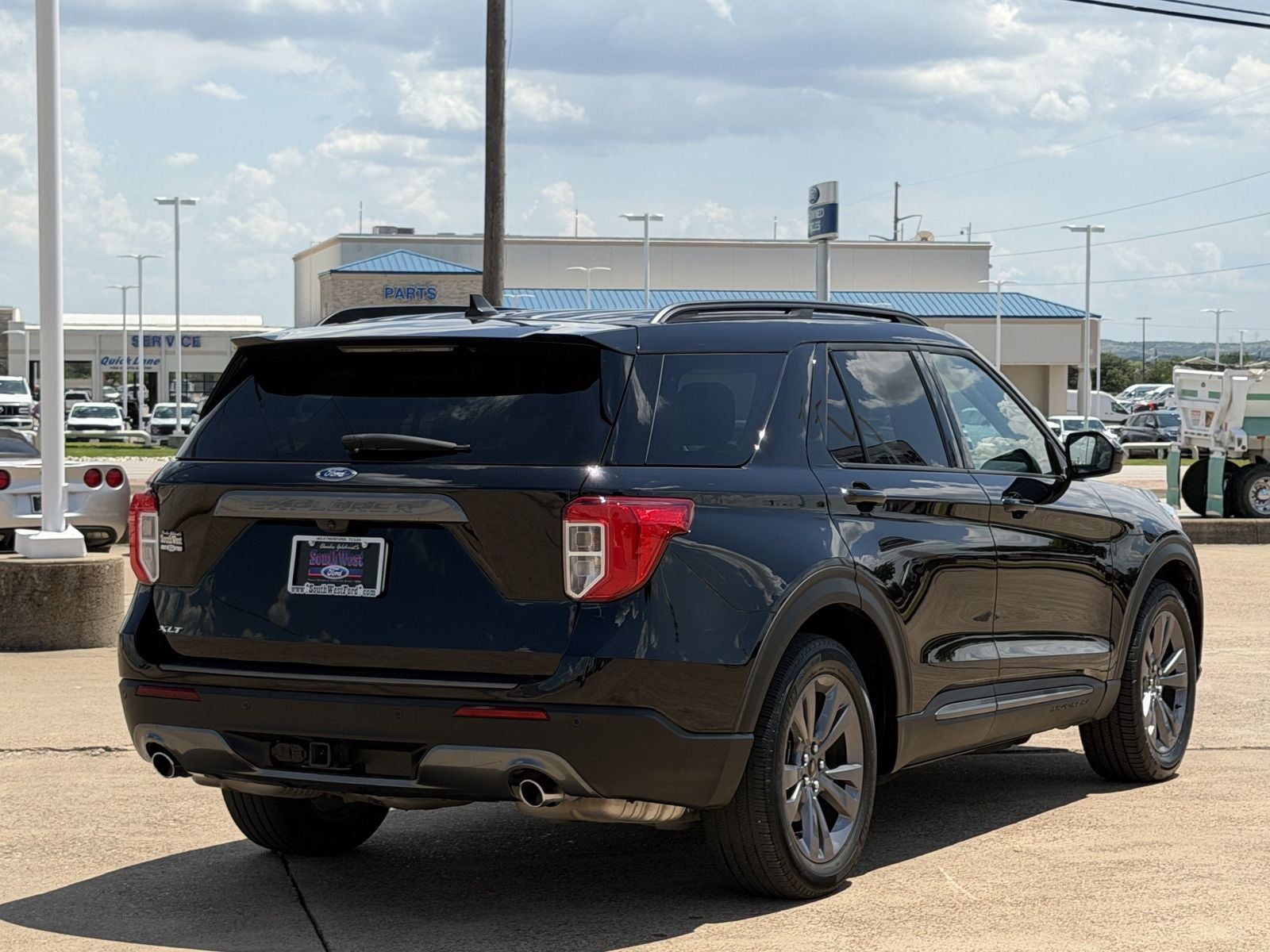 2023 Ford Explorer — interior view
