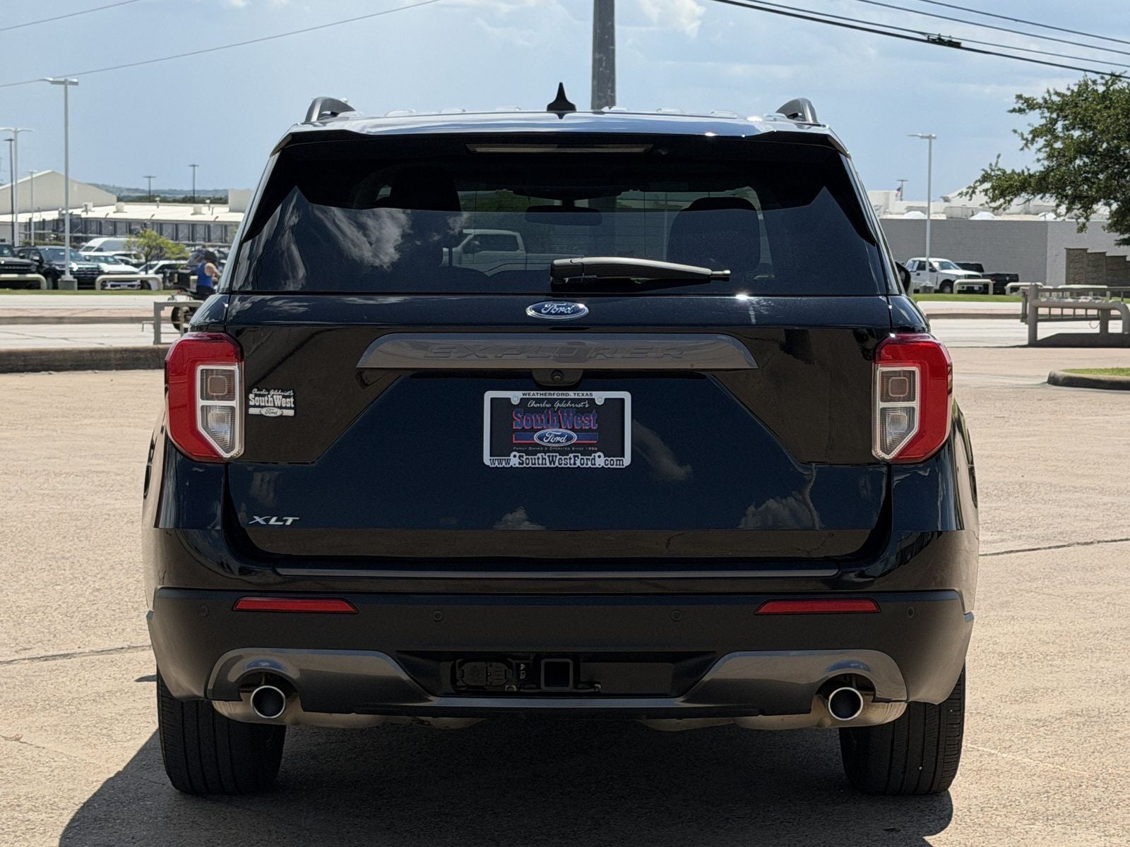 2023 Ford Explorer — detail view
