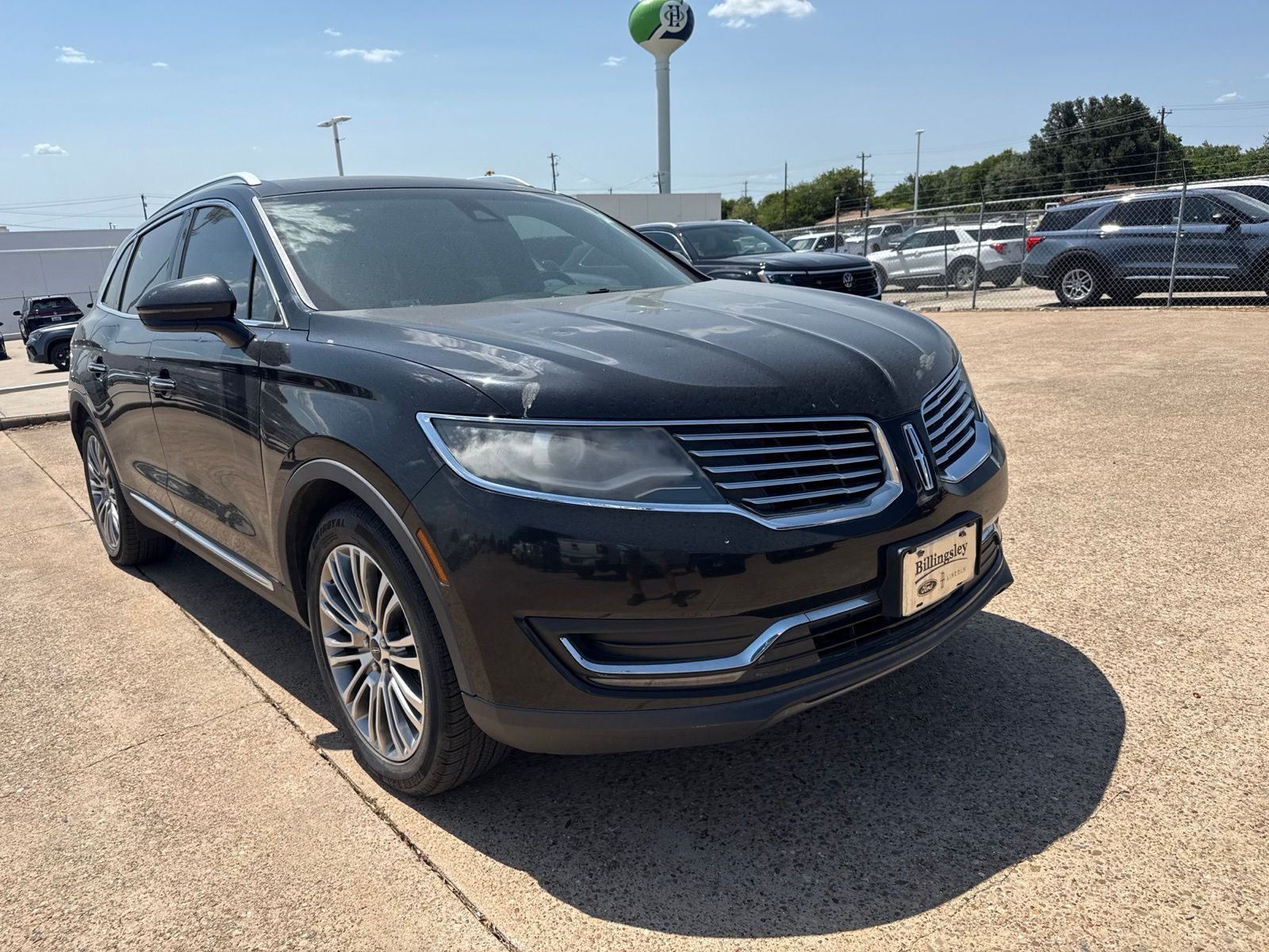 2016 Lincoln MKX Reserve in Velvet — front three-quarter view