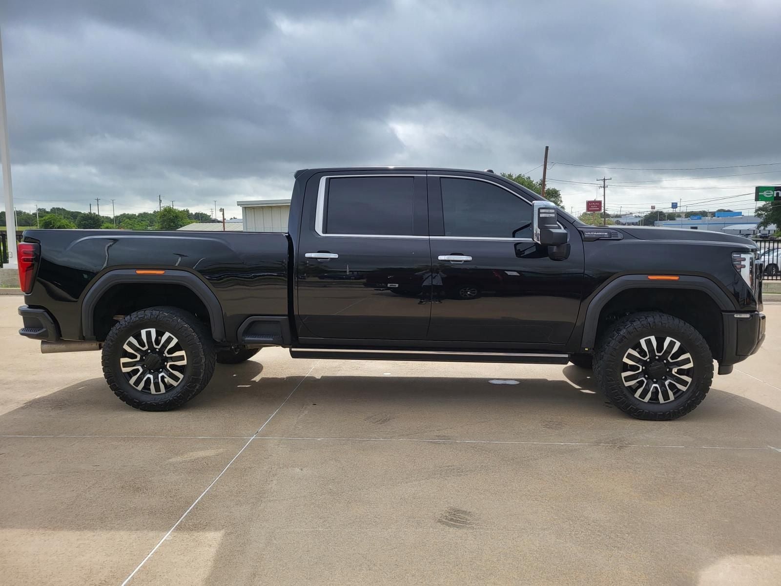 2024 GMC Sierra 2500HD — interior view