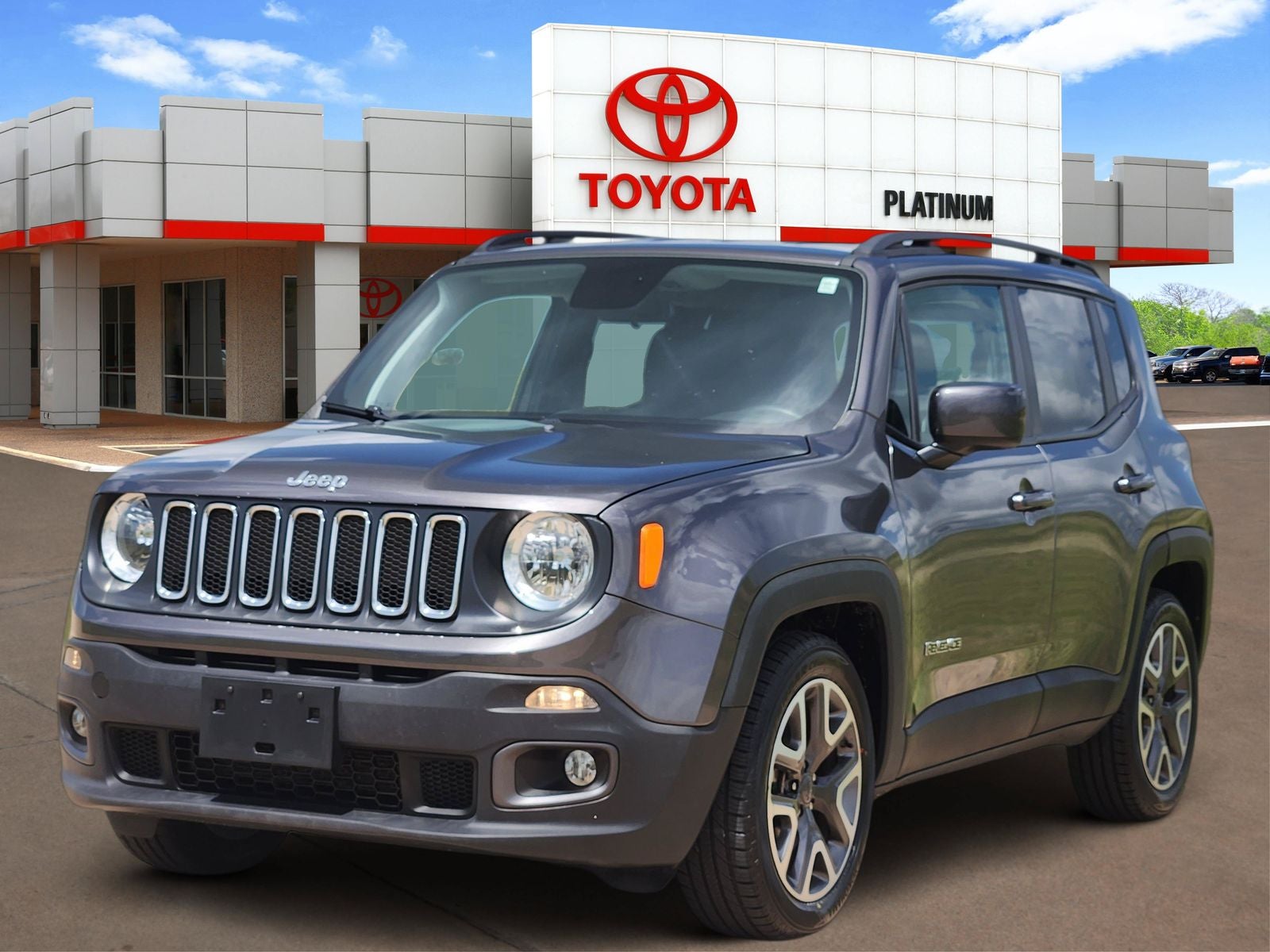 2018 Jeep Renegade — side profile view