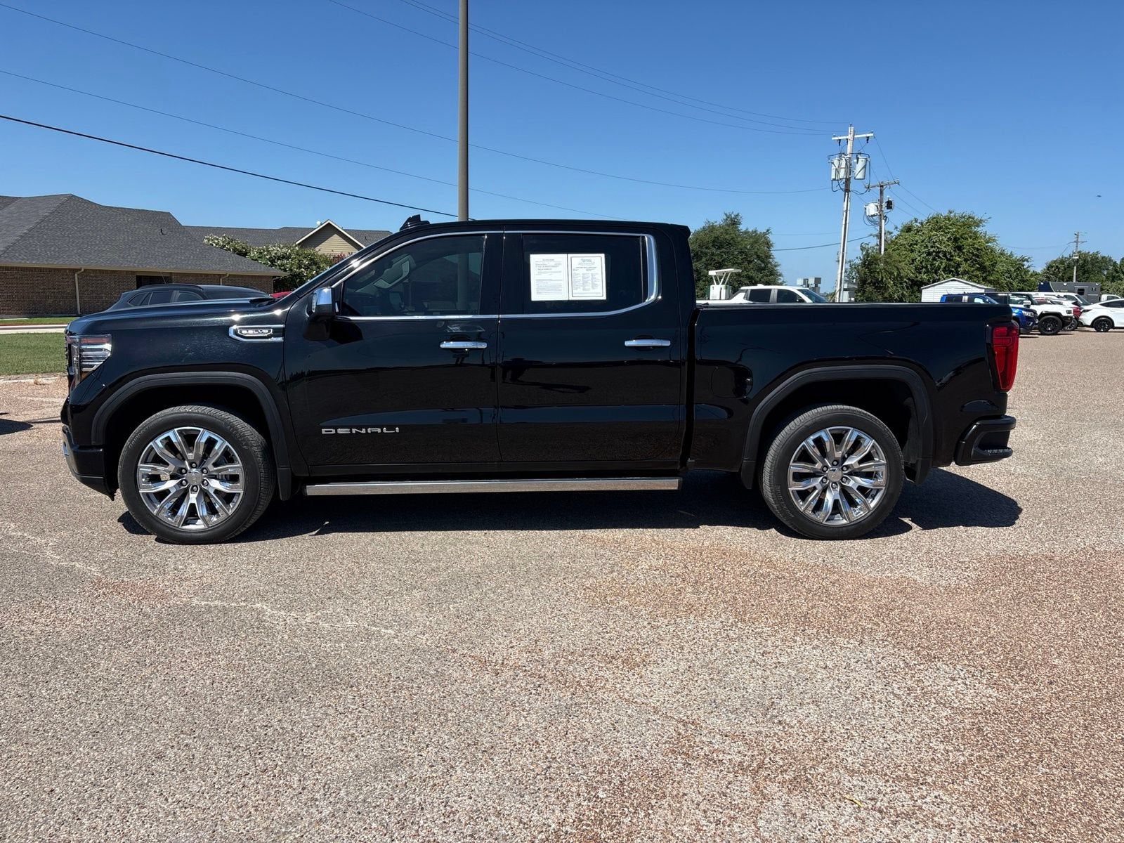 2025 GMC Sierra 1500 — side profile view