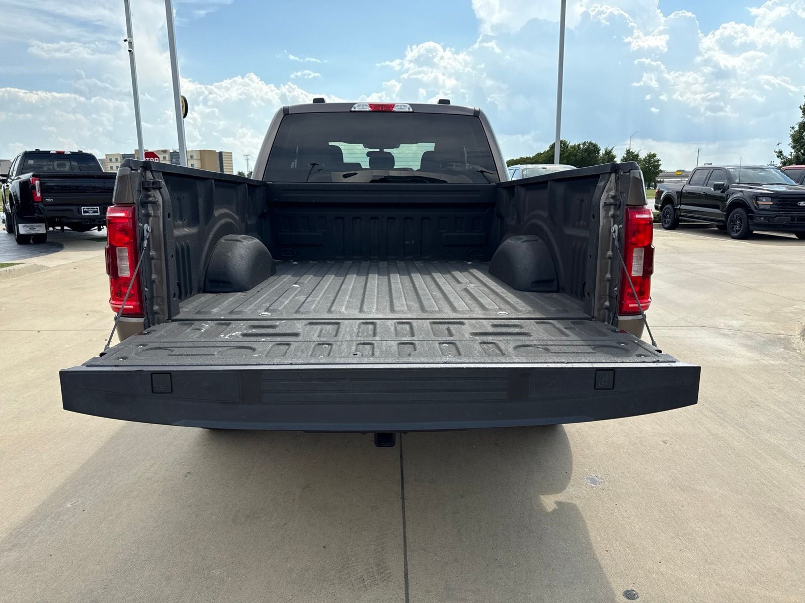 2022 Ford F-150 — detail view